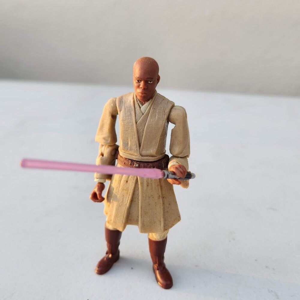 Vintage Mace Windu Star Wars Revenge of the Sith Action Figure 3.75" lightsaber